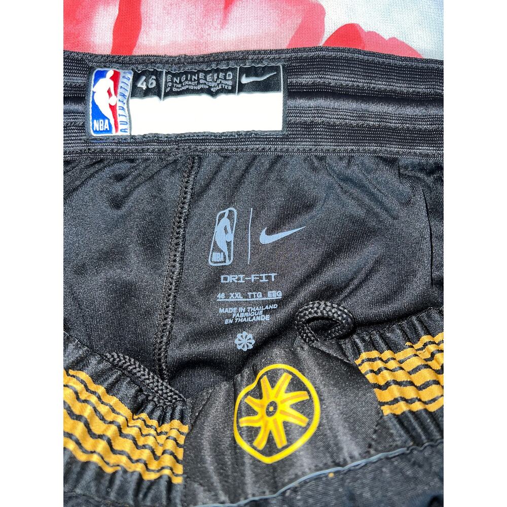 017 Nike Golden State Warriors Swingman City Edition Dri-FIT Shorts - Picture 6 of 9